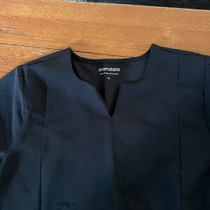 Mandala Black Notch Neck Scrub Top XL